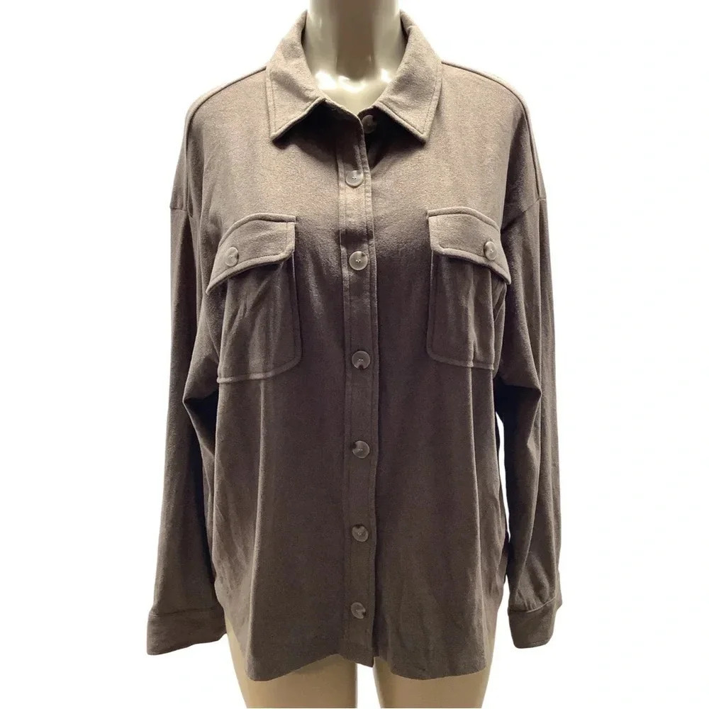 B.Wear Button Top Size XL New Without Tags